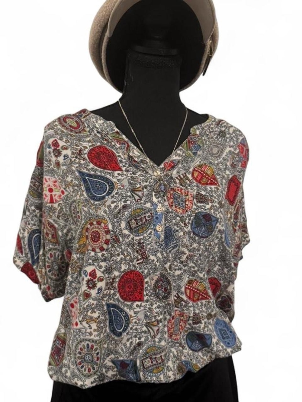 Printed Short-Sleeve V-Neck Blouse in Multicolor